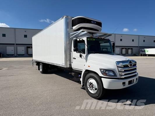 Hino L6 Camiões de chassis e cabine