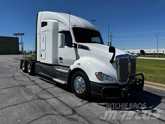 Kenworth T 680 Tractores (camiões)