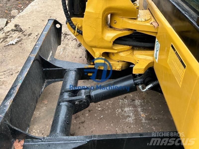 CAT 303.5 E Mini Escavadoras <7t