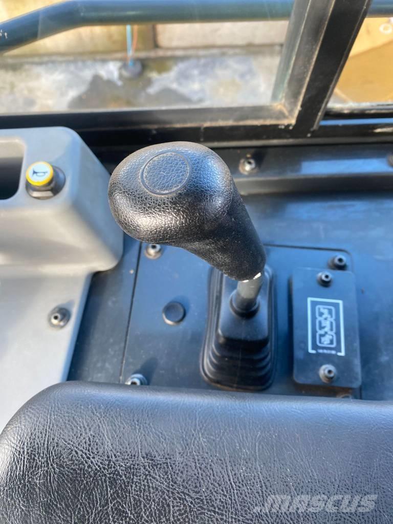 Komatsu D 61 PXi-24 Dozers - Tratores rastos