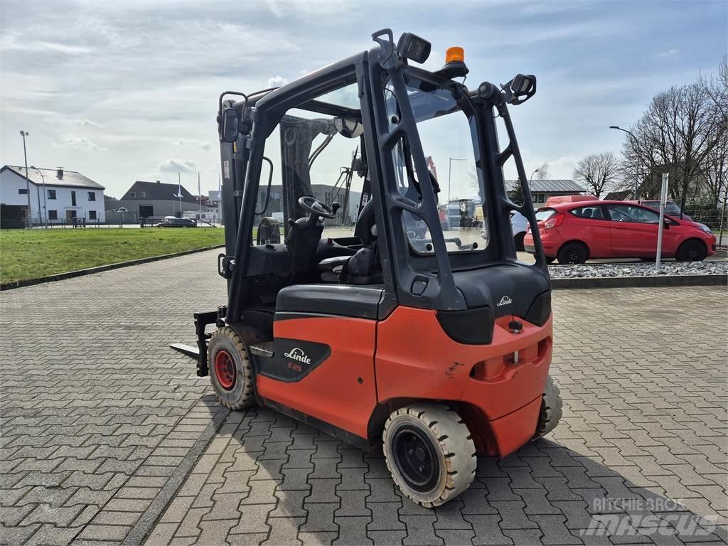 Linde E25 Empilhadores eléctricos