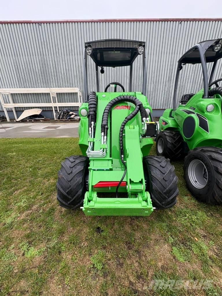 Avant 528 Mini carregadoras