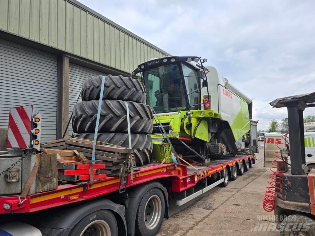 CLAAS Tucano 440 Ceifeiras debulhadoras