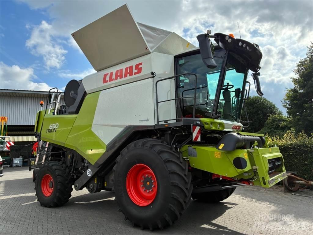 CLAAS Trion 650 Ceifeiras debulhadoras