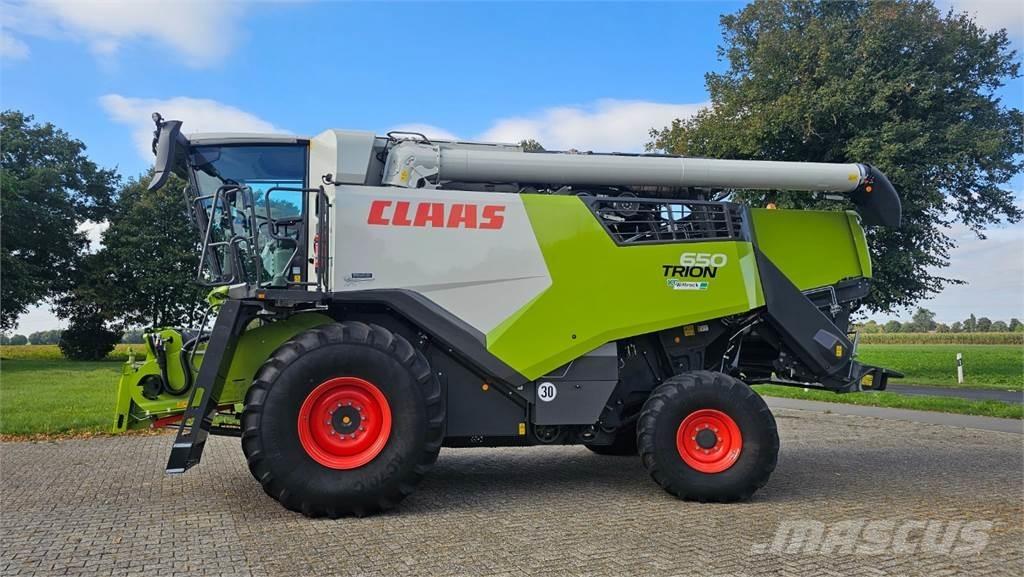 CLAAS Trion 650 Ceifeiras debulhadoras