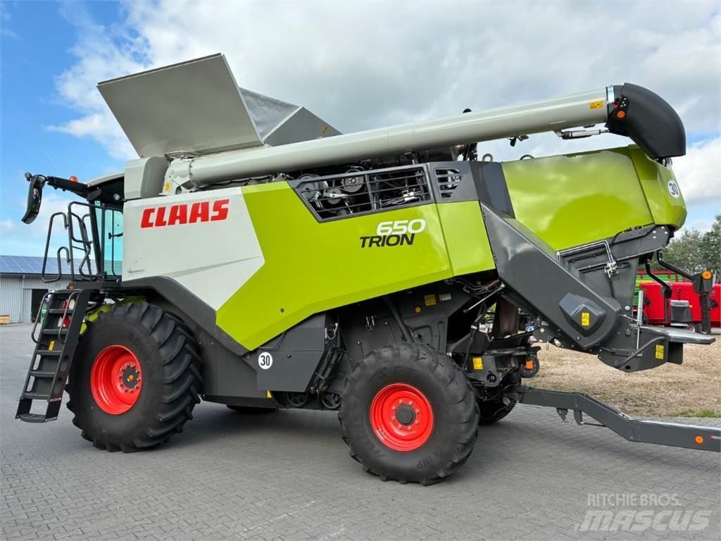 CLAAS Trion 650 Ceifeiras debulhadoras