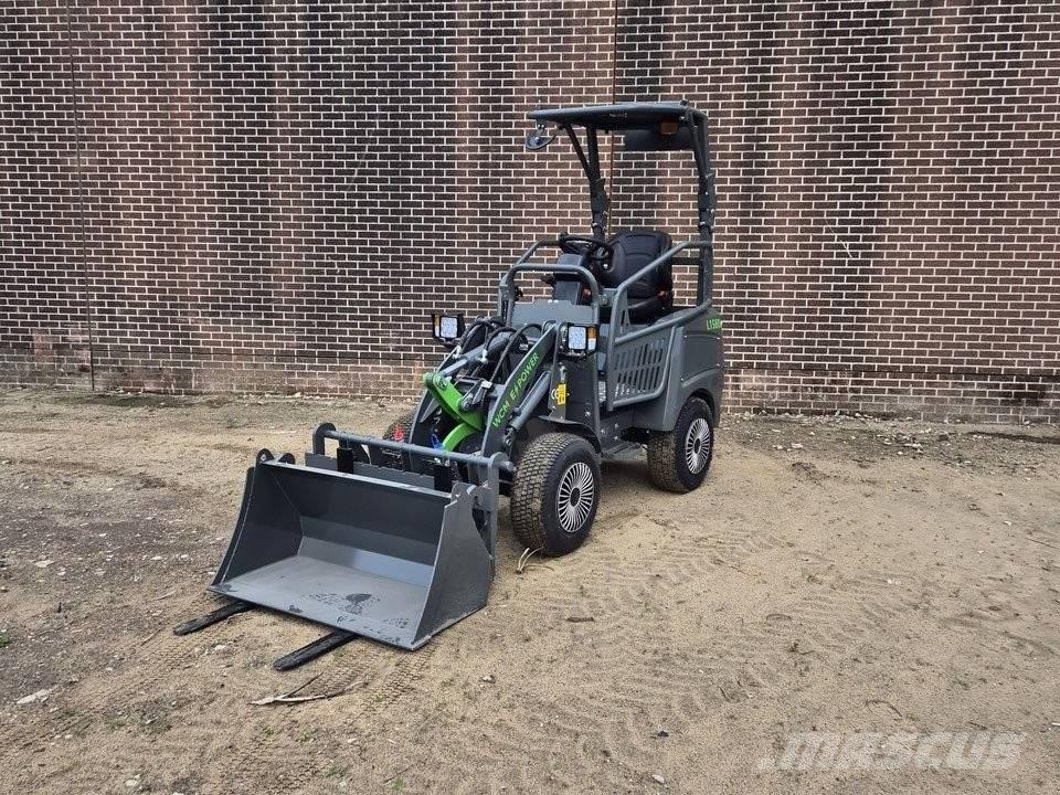 WCM L1580e Carregadoras frontais e escavadoras