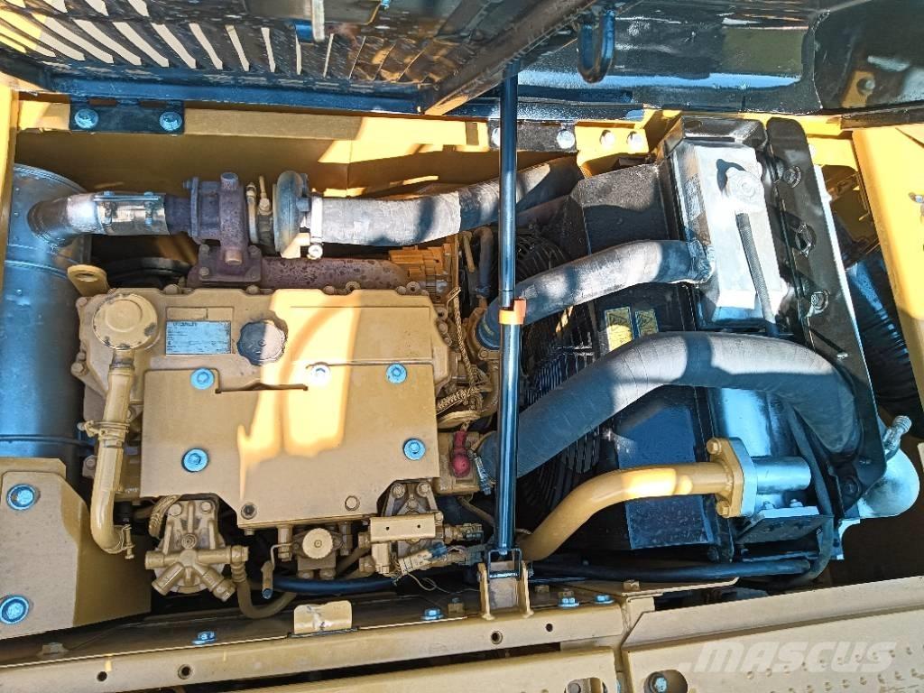 CAT 313 D Escavadoras de rastos