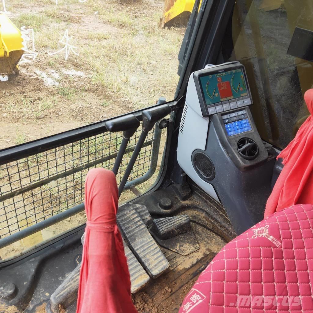 Komatsu PC200-8 Escavadoras de rastos