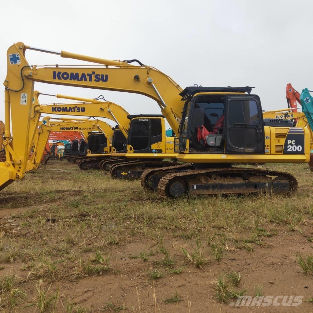 Komatsu PC200-8 Escavadoras de rastos