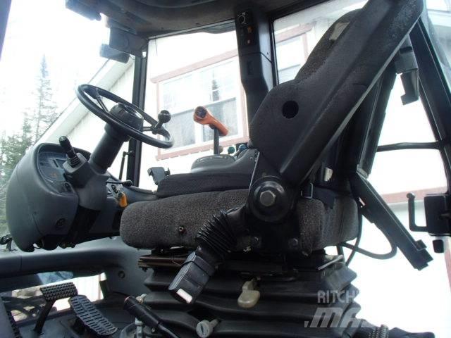 New Holland TV 140 Tratores Agrícolas usados