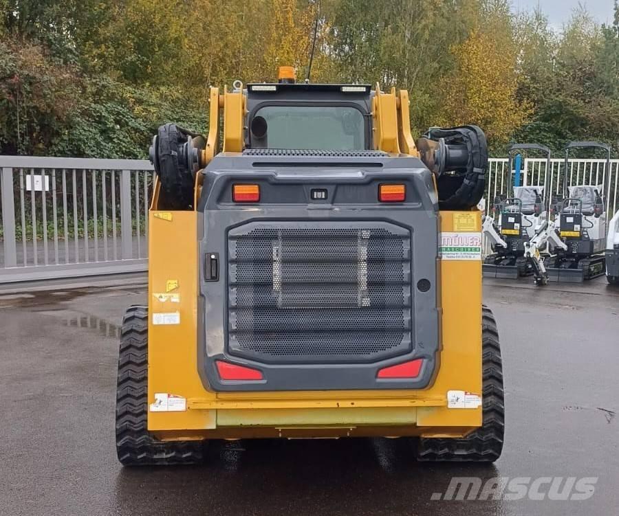 XCMG XC7-TV12 Pás Carregadoras de rastos