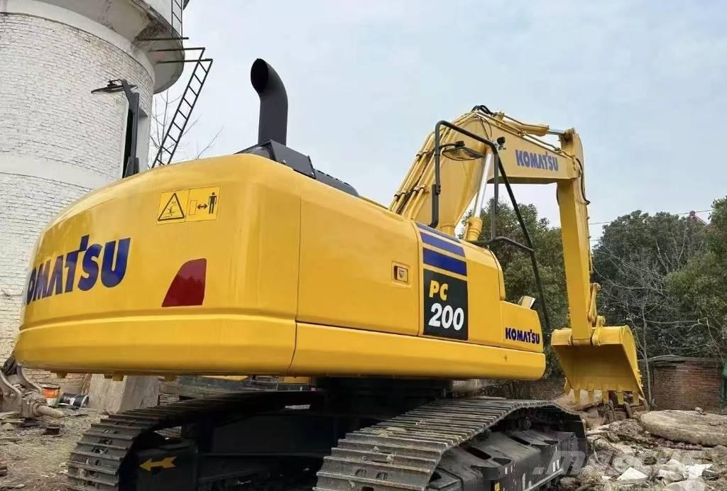 Komatsu PC 200-8 Escavadoras de rastos