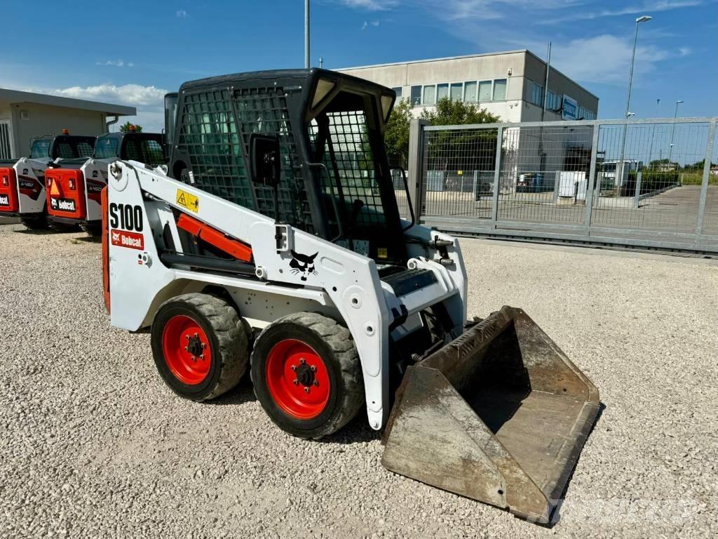 Bobcat S 100 Carregadoras de direcção deslizante
