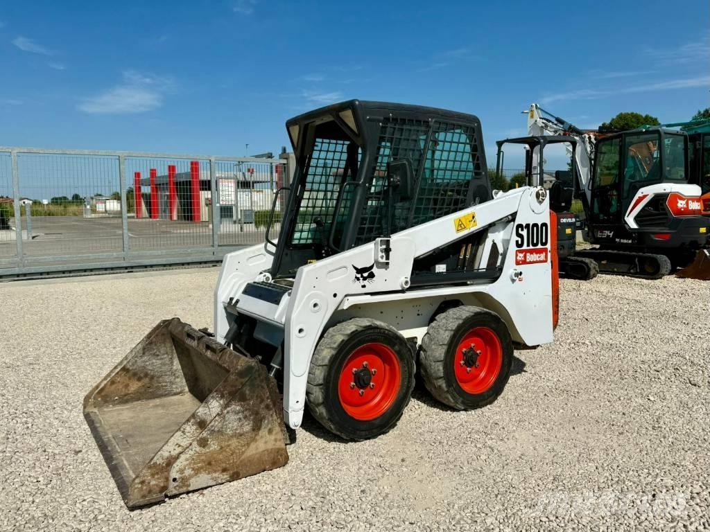 Bobcat S 100 Carregadoras de direcção deslizante