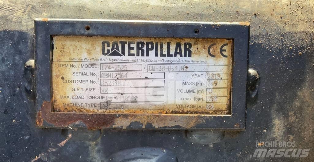 CAT Attache rapide Escavadoras de rodas