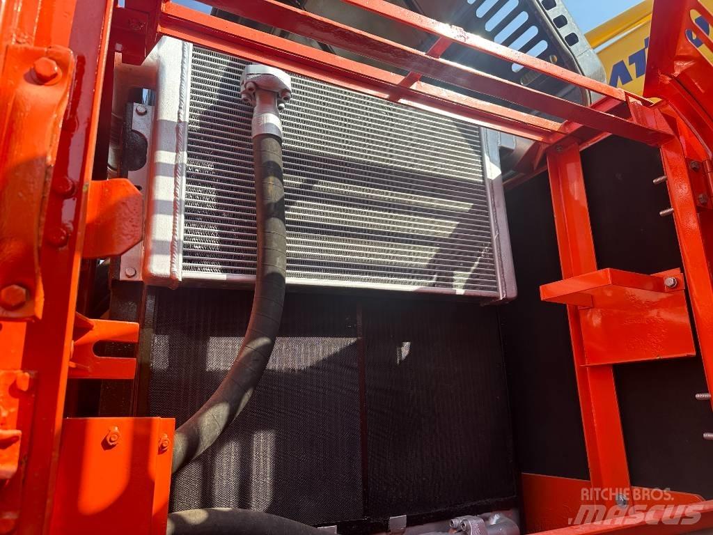 Doosan DX 300 Escavadoras de rastos