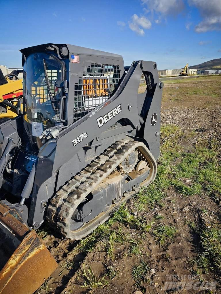 John Deere 317 G Carregadoras de direcção deslizante