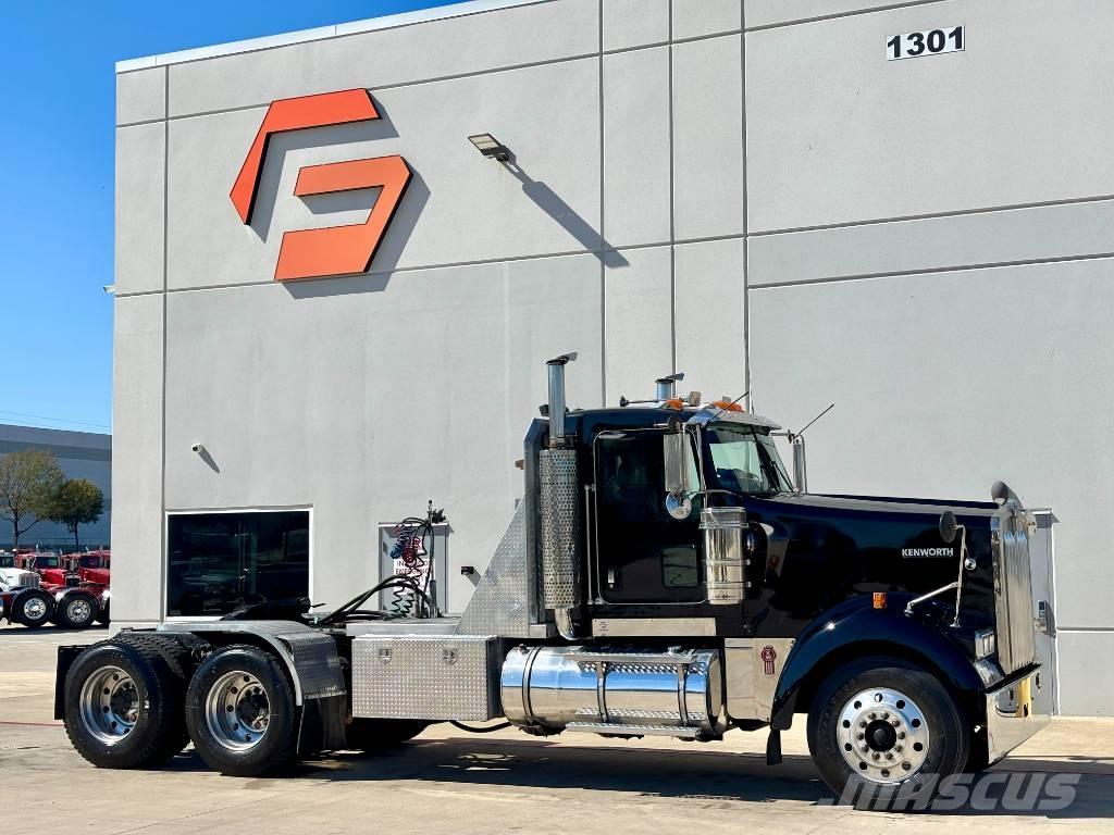 Kenworth W 900 Tractores (camiões)