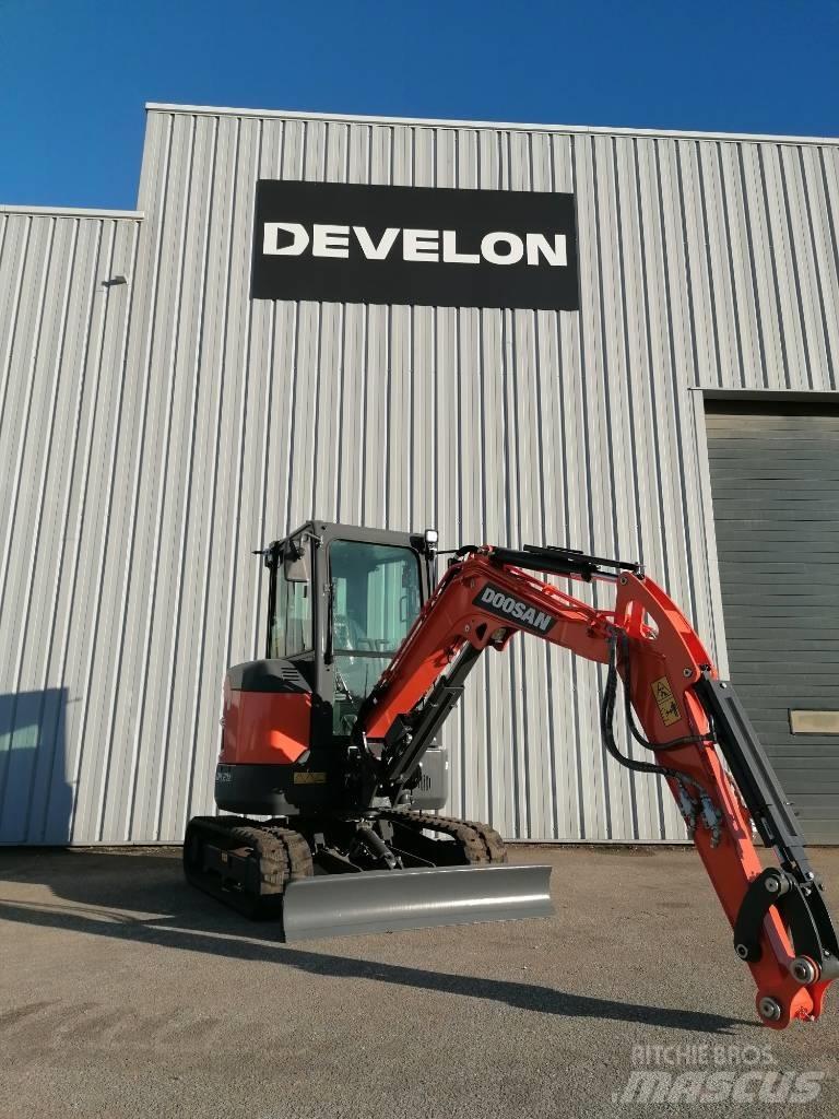 Doosan DX 27 Z Mini Escavadoras <7t