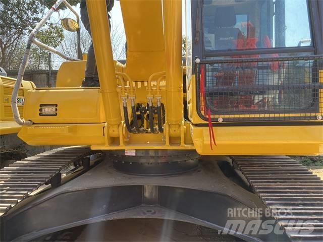 Komatsu PC 220-8 Escavadoras de rastos