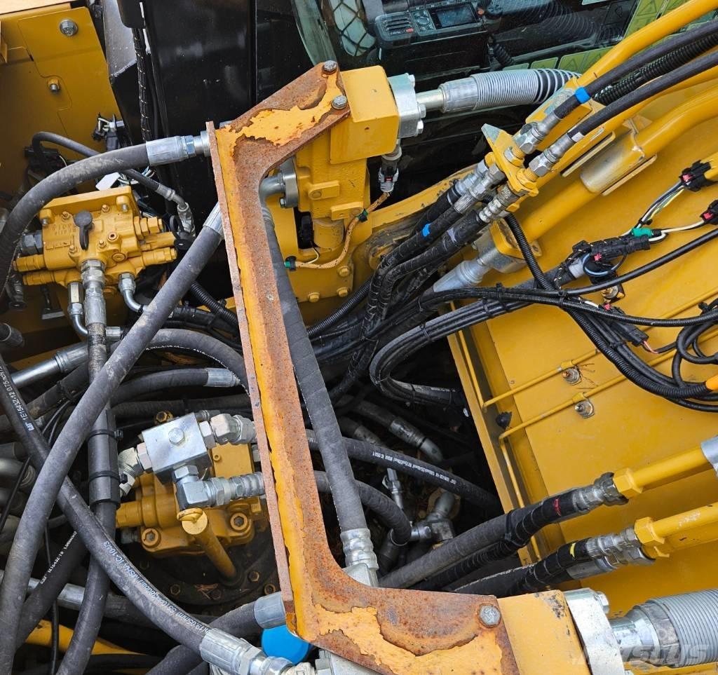 CAT 320 Escavadoras de rastos
