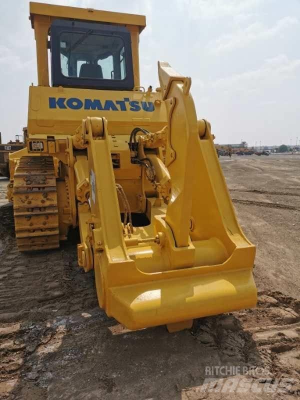 Komatsu D 375 a Dozers - Tratores rastos