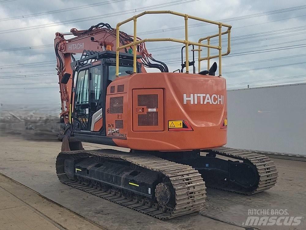 Hitachi ZX225USLC-7 Escavadoras de rastos