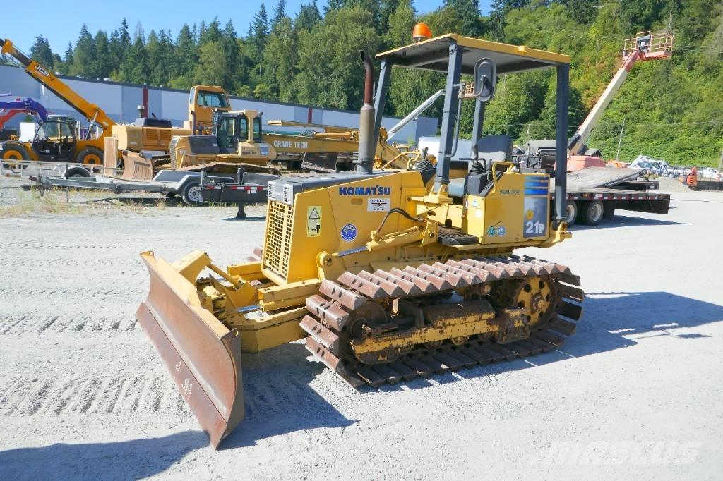 Komatsu D 21 P-8 Dozers - Tratores rastos