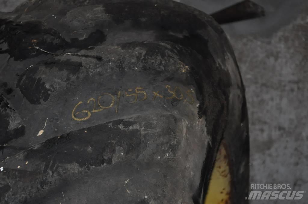 Nokian 620/55x30.5 Pneus, Rodas e Jantes