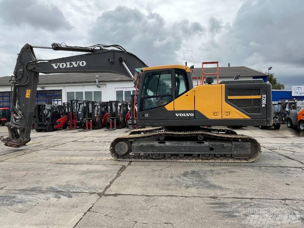 Volvo EC250ENL Escavadoras de rastos
