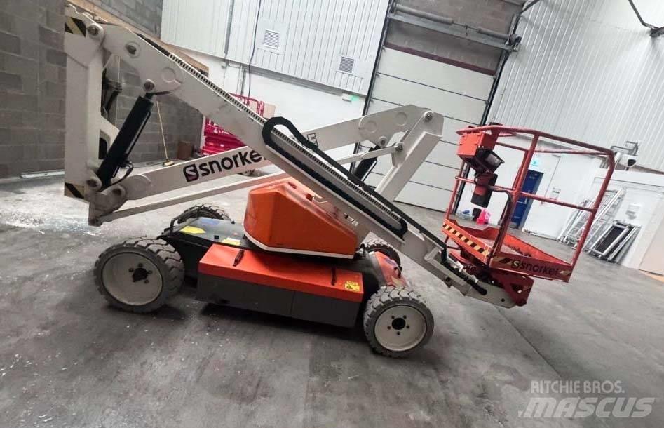 Snorkel A 38 E Elevadores braços articulados