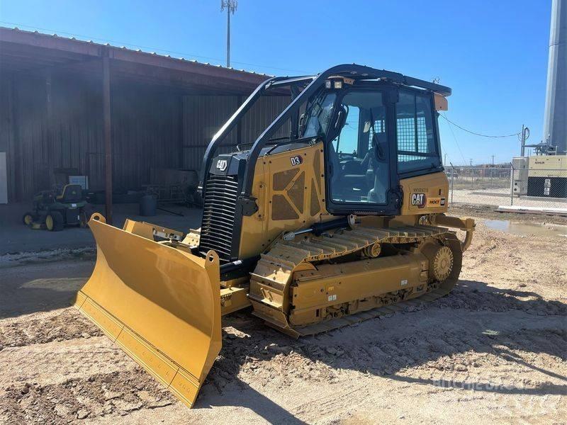 CAT D 3 Dozers - Tratores rastos