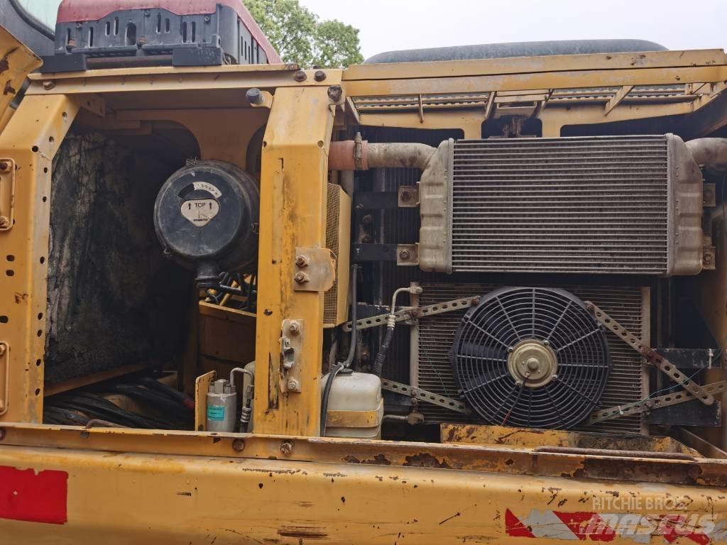 Komatsu PC 200-7 Escavadoras de rastos