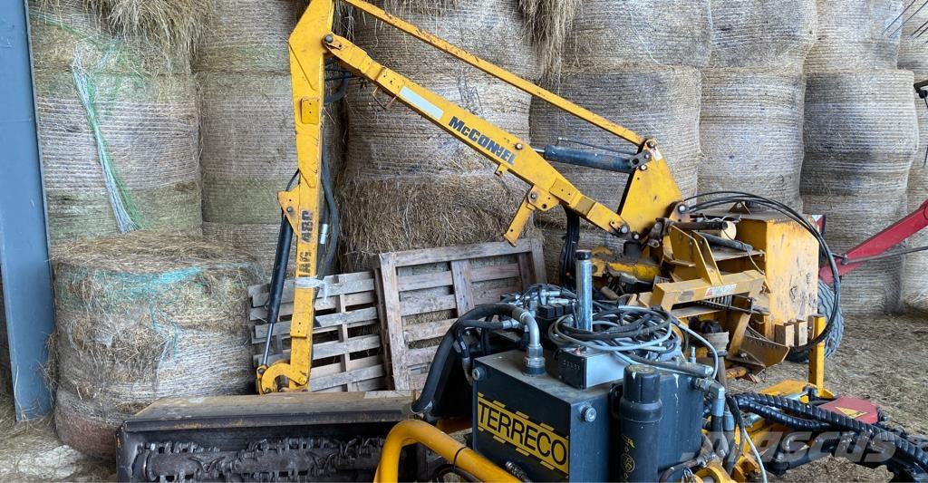 McConnel MAG 480 Corta-Relvas montadas e arrastadas