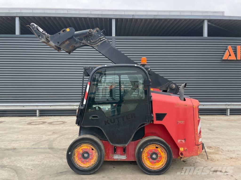 JCB R260 Carregadoras de direcção deslizante