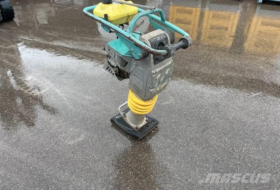 Ammann AVP 68 Bate-estacas vibratório