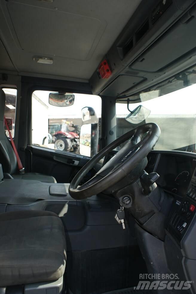 Scania P 360 CB Camiões de guincho/estrado