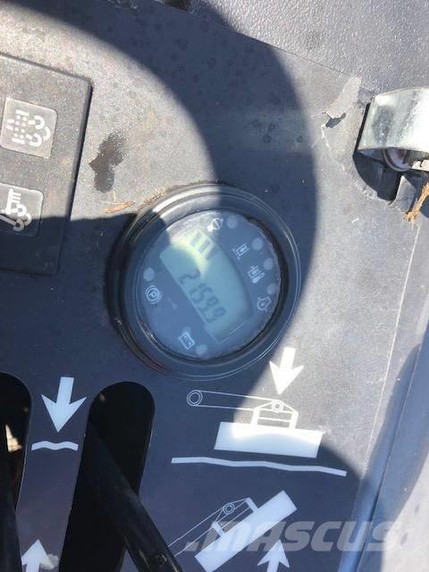 Jacobsen R311T Corta-Relvas Riders