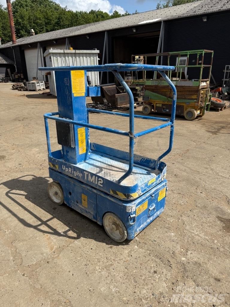 UpRight TM12 Elevadores de tesoura