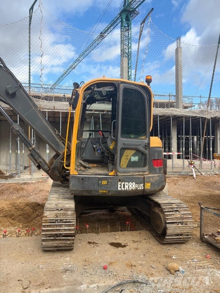 Volvo ECR 88 PLUS Escavadoras Midi 7t - 12t