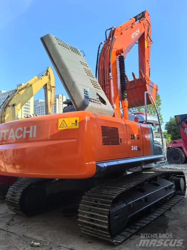 Hitachi ZX 240-3 Escavadoras de rastos