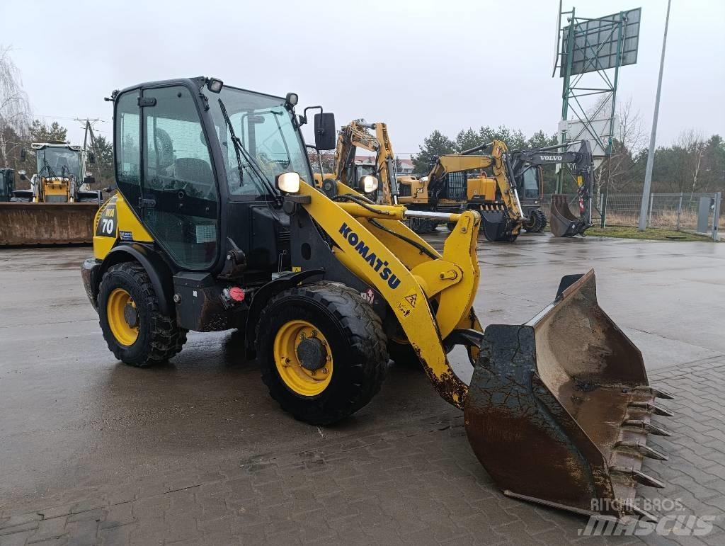 Komatsu WA70-7 Pás carregadoras de rodas