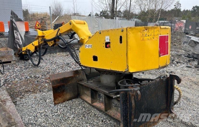 Brokk 330 Escavadoras de rastos
