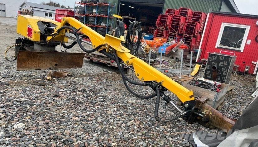 Brokk 330 Escavadoras de rastos