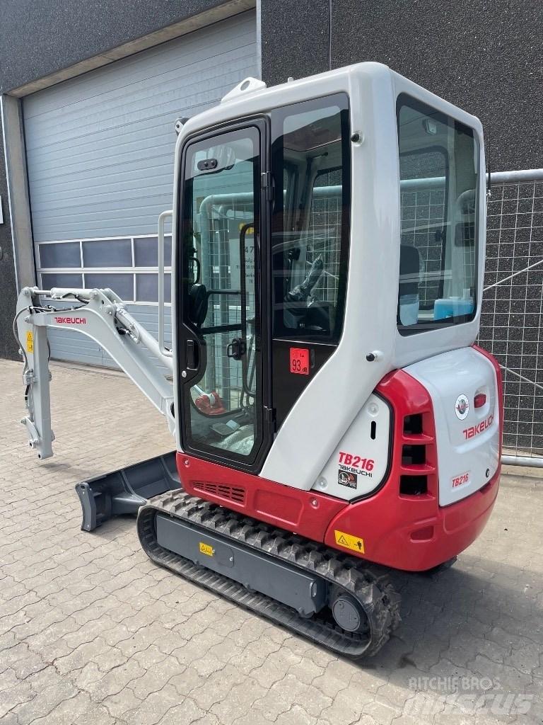 Takeuchi TB216 Mini Escavadoras <7t