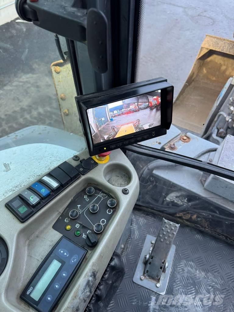 Lännen 8800 E Retroescavadoras