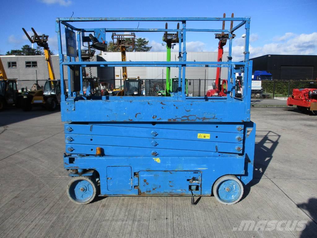 Genie GS 2632 (059) Elevadores de tesoura