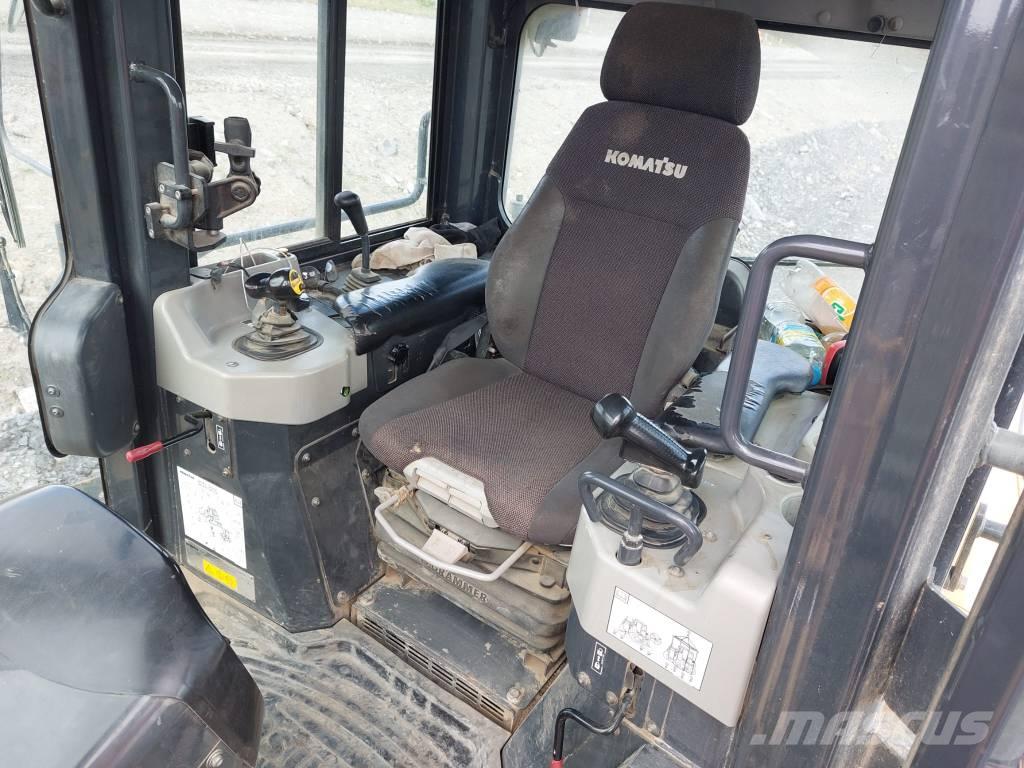 Komatsu D61PX-24 Dozers - Tratores rastos