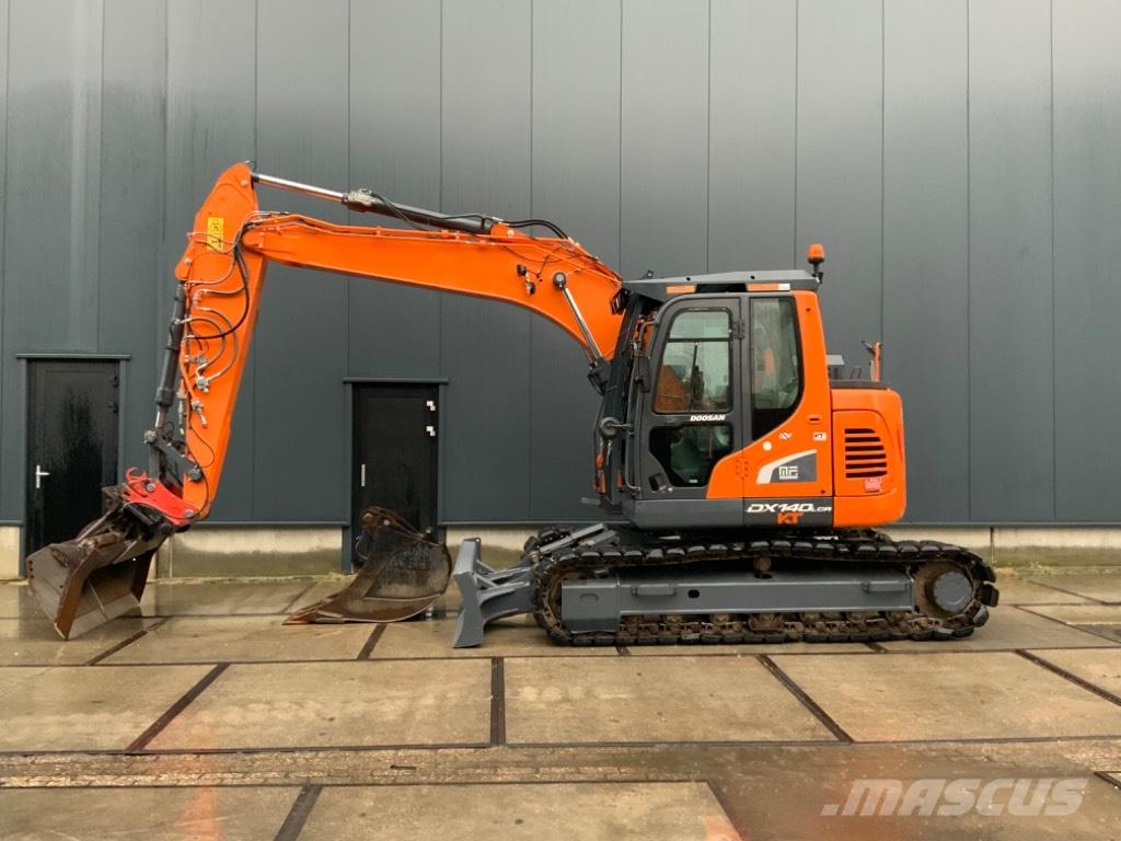 Doosan DX 140 LCR Escavadoras de rastos